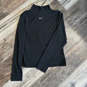 Nike Heather Black Crew Neck Long Sleeve Top – Size M